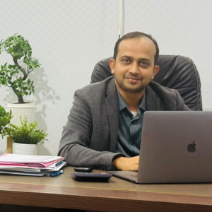 UAE Management